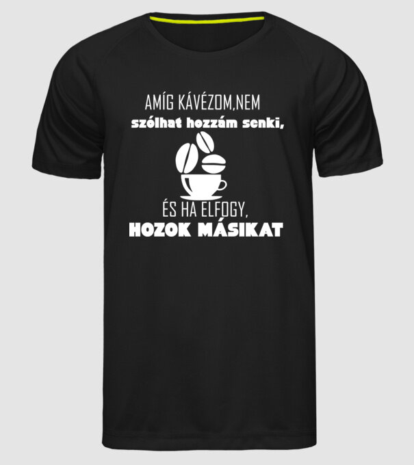  minta fekete pólón