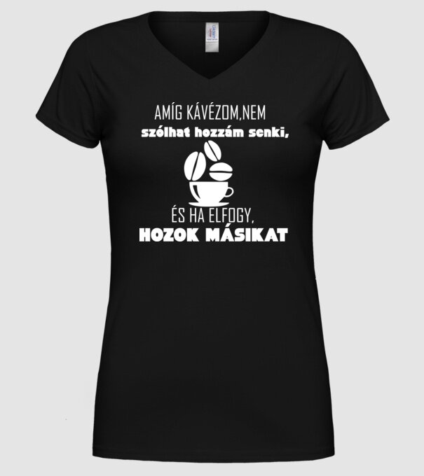  minta fekete pólón