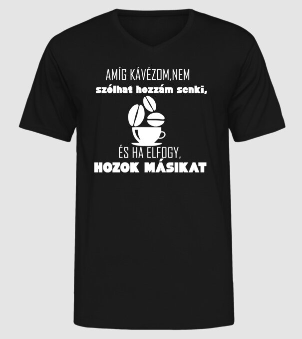  minta fekete pólón