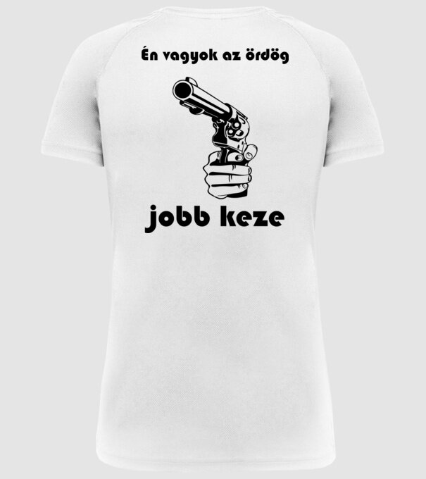  minta fehér pólón