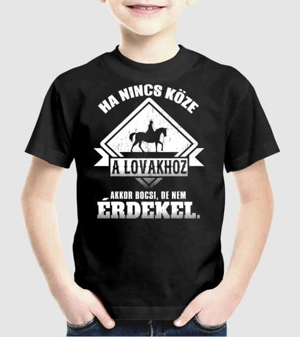  minta fekete pólón