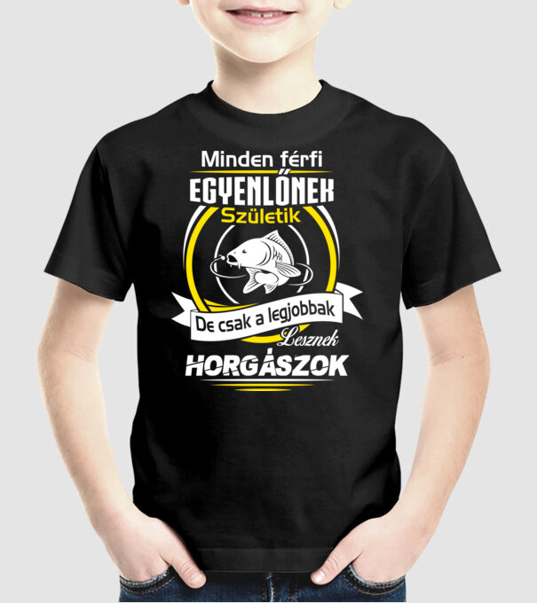  minta fekete pólón