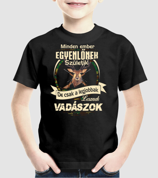  minta fekete pólón