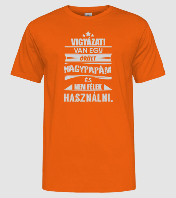  minta narancssárga pólón