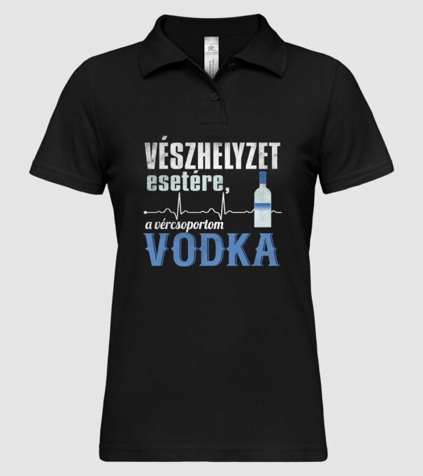  minta fekete pólón