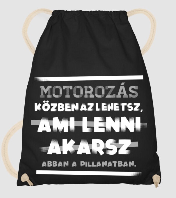  minta fekete pólón