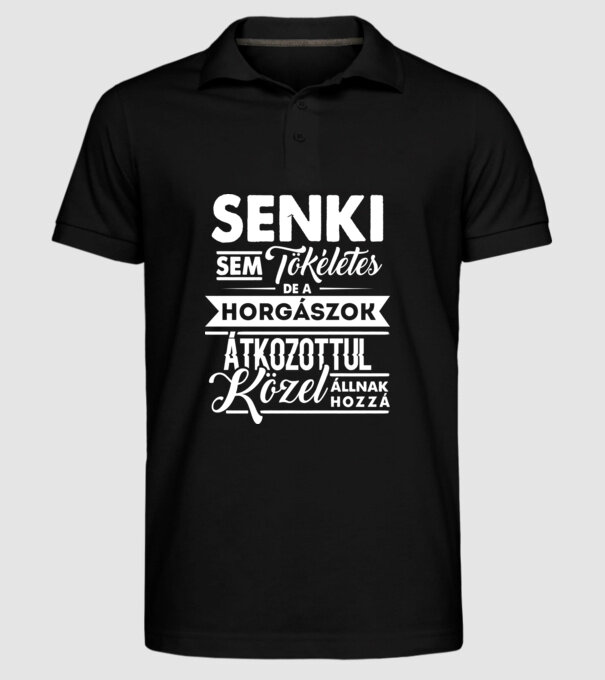  minta fekete pólón